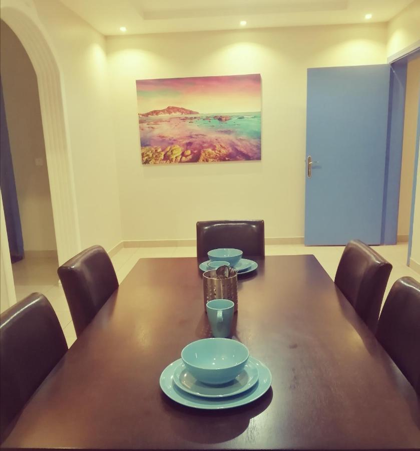 Nozol Al Toot Furnished Units Aparthotel Riyadh Bagian luar foto