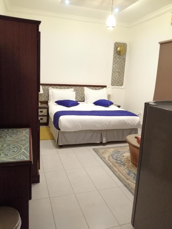 Nozol Al Toot Furnished Units Aparthotel Riyadh Bagian luar foto