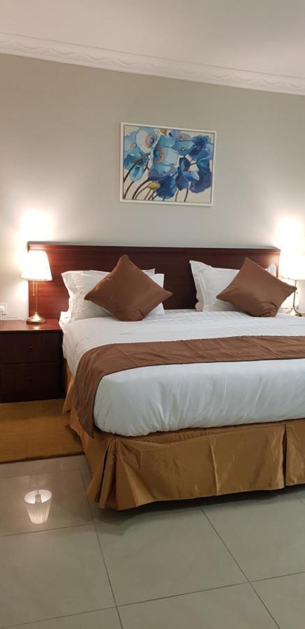Nozol Al Toot Furnished Units Aparthotel Riyadh Bagian luar foto